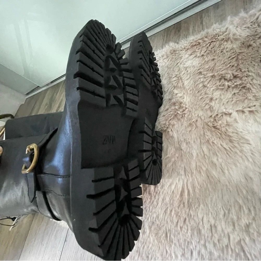 ZARA LEATHER BOOTS WITH BUCKLE US 6.5 - Picture 9 of 15
